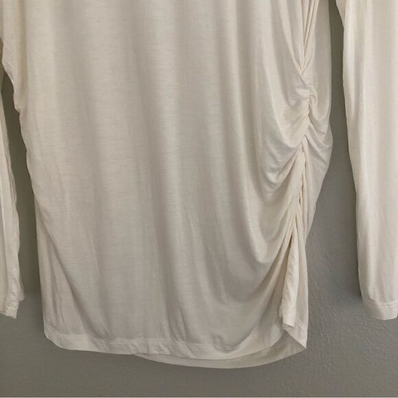 Zella long sleeved white maternity tee shirt in size XL - Picture 3 of 7